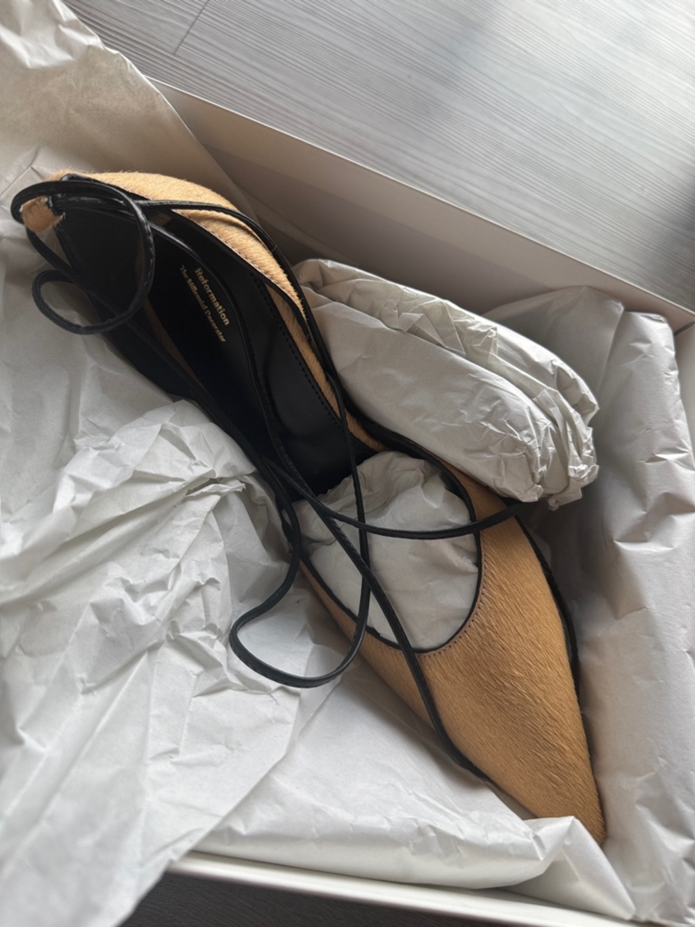 NWT Reformation Julia Tassel Pump - Picture 9 of 10
